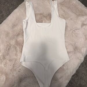 Good American Ivory Sleeveless bodysuit Tank Top Size 2